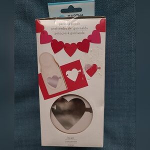 Martha Stewart Crafts Heart Garland Punch Linking Chain Shape Scrapbook NEW
